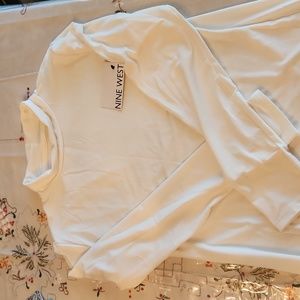 Women's Med  NINE WEST Long Sleeve Ivory Turtleneck (Daisy Dew) NWT